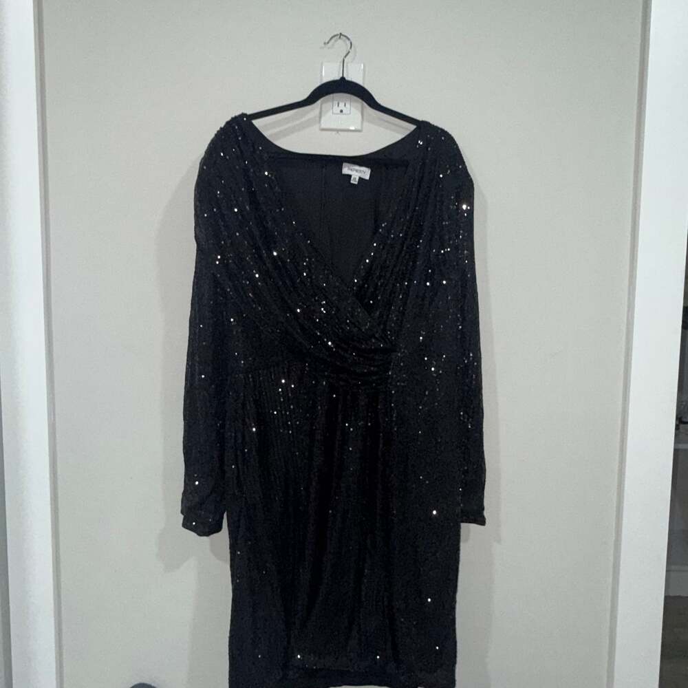 Sequin Embellished Long Sleeve Cocktail Dress
